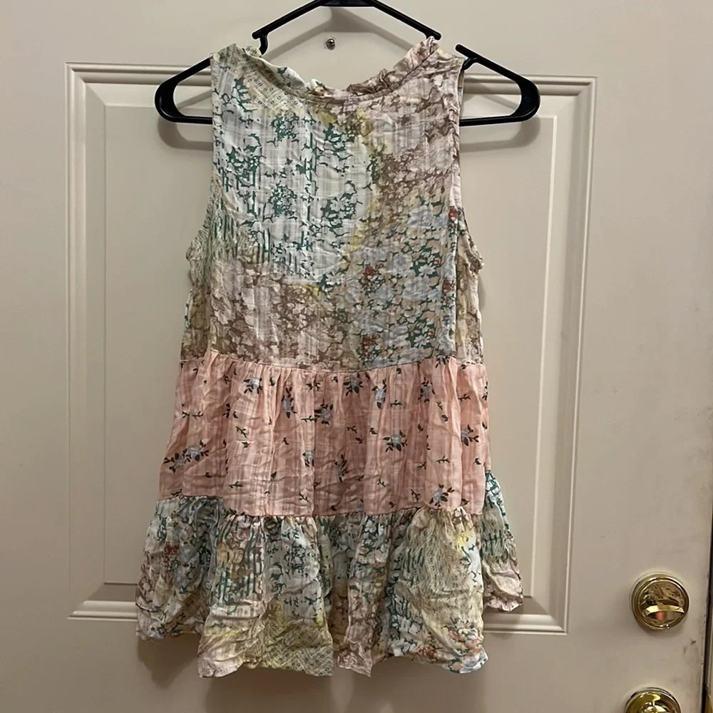 Tanktop - Picture 2 of 3